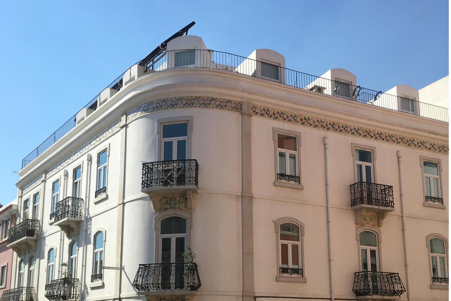 Sunny 3Bdr Apartment In Graca By Lovelystay Lisboa Exterior foto